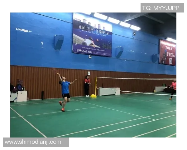 重庆羽毛球队与上海羽毛球队赛后复盘分析比赛经验与战术调整探讨